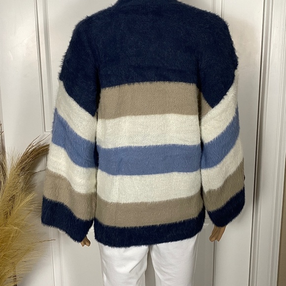 COLOR BLOCK 3/4 SLEEVE CARDIGAN - Picture 6 of 9